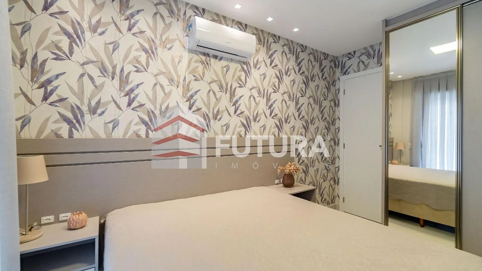 Edificio Oceanic Apartment Bombinhas