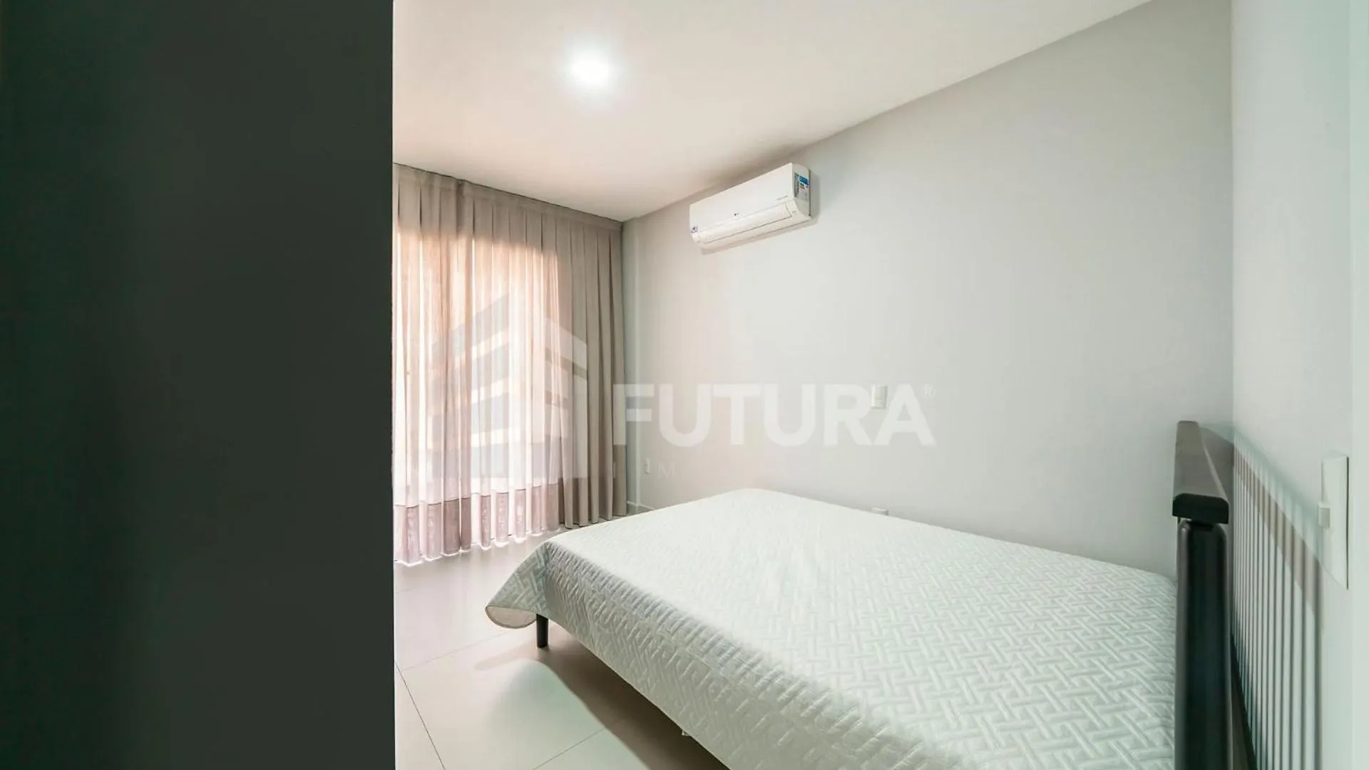 Edificio Oceanic Apartment Bombinhas