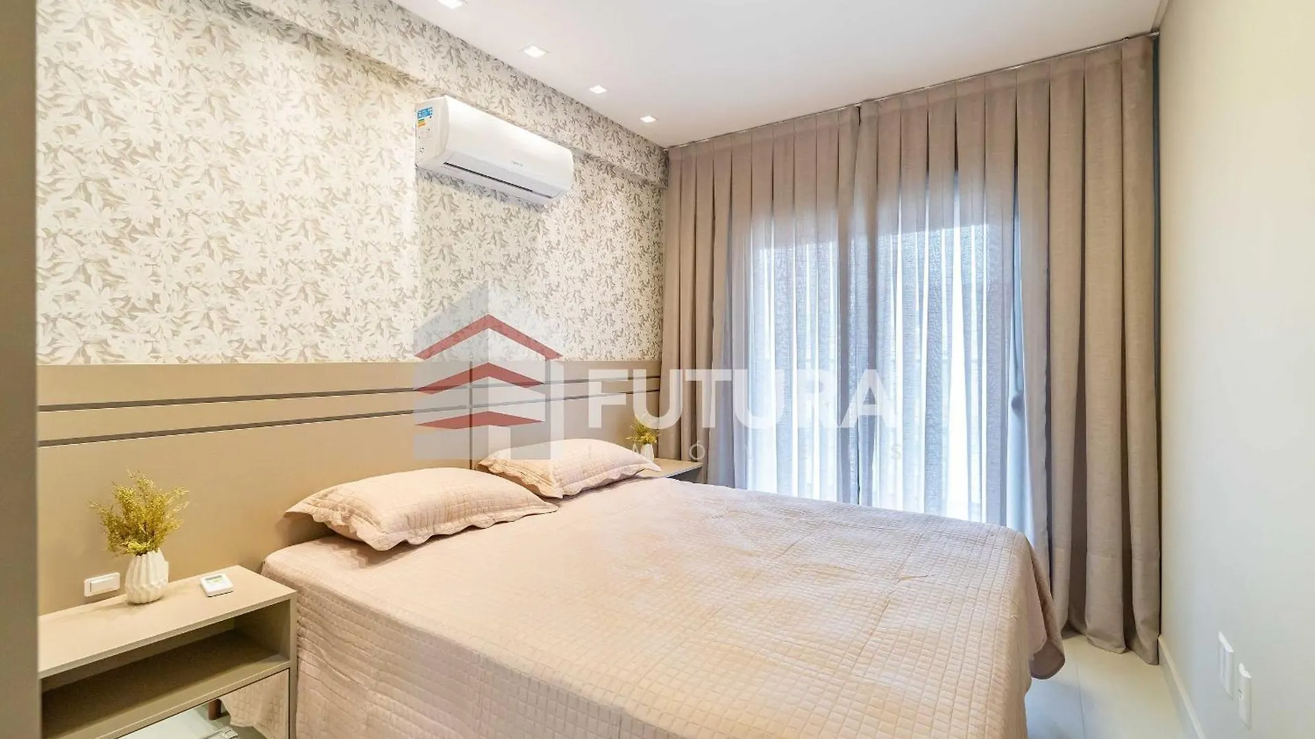 Edificio Oceanic Apartment Bombinhas