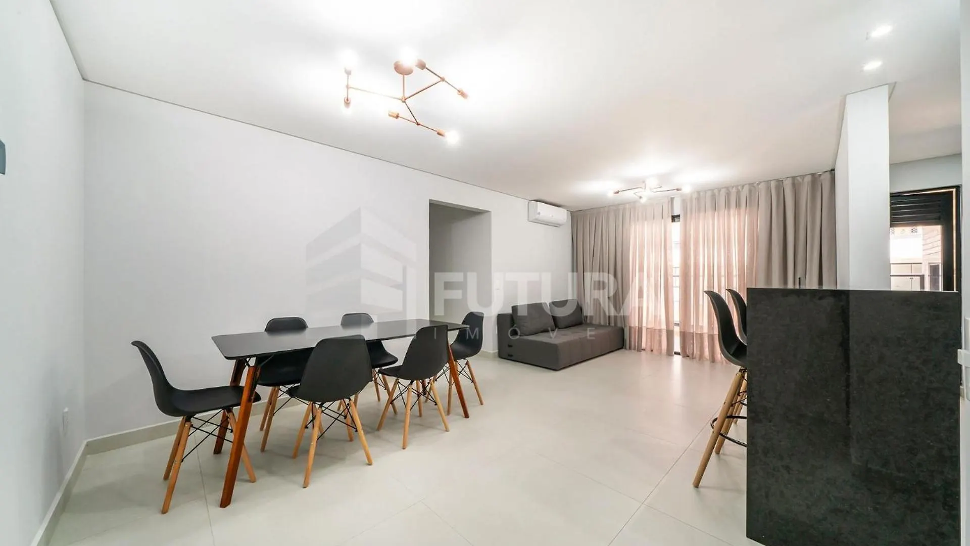 Edificio Oceanic Apartment Bombinhas