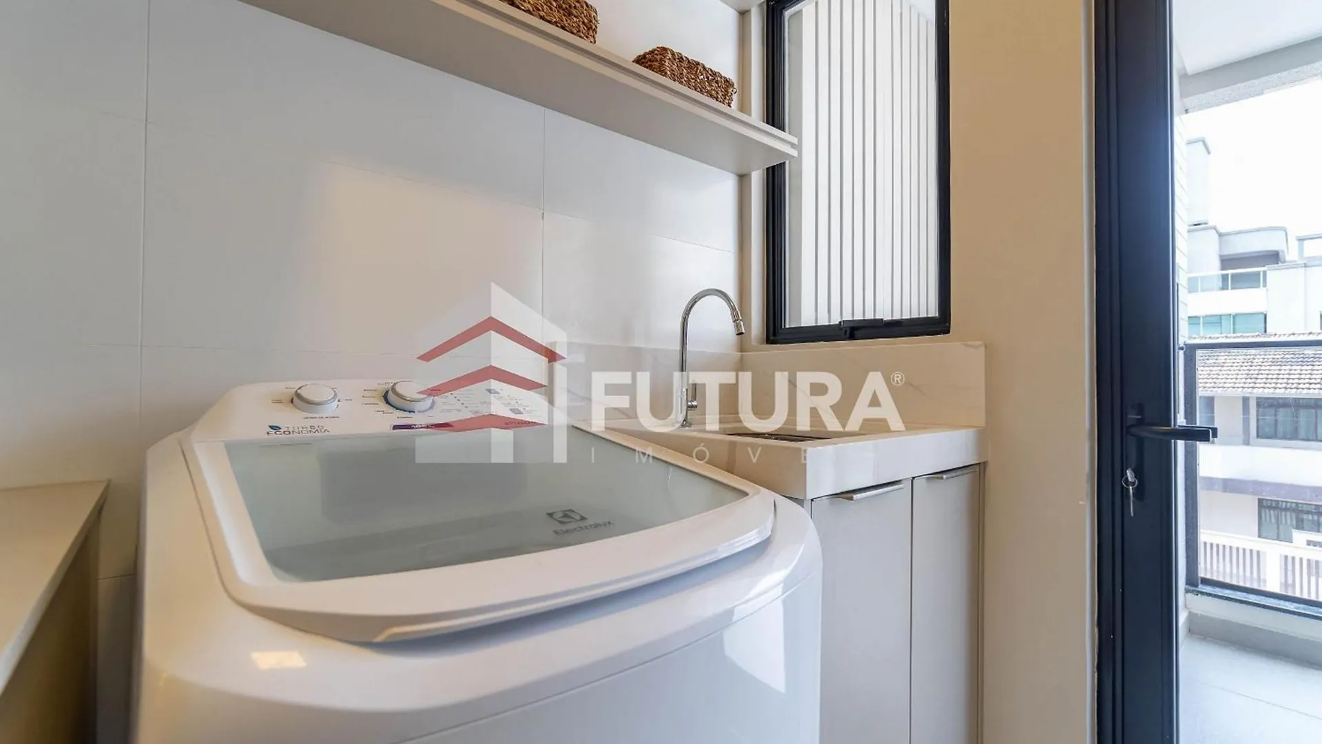 Edificio Oceanic Apartment Bombinhas